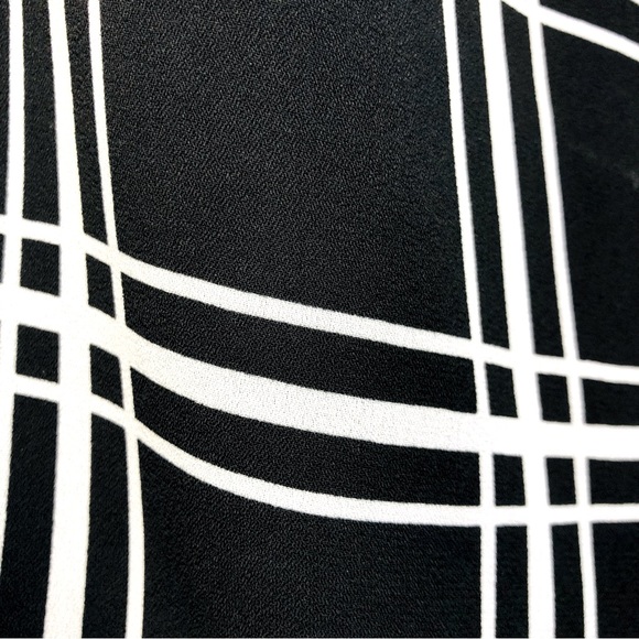 Collective Concepts Black White Plaid Pop Over Top - Picture 8 of 16